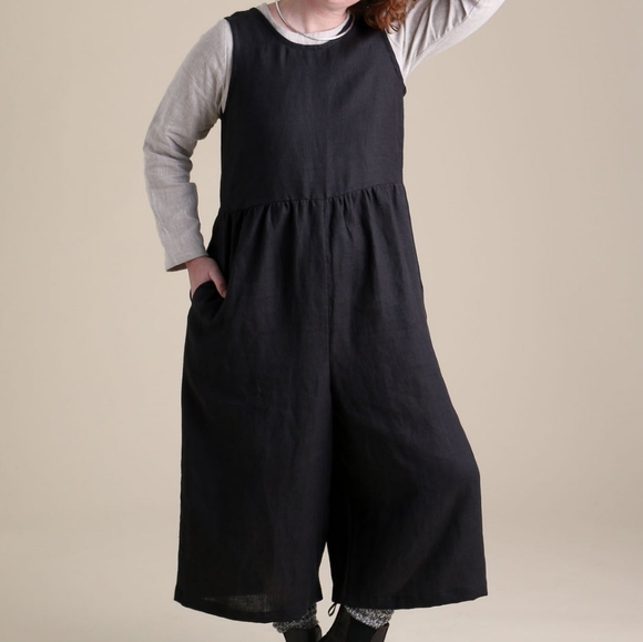 Conscious Clothing Linen Backyard Jumpsuit in Black size XL - Picture 3 of 9